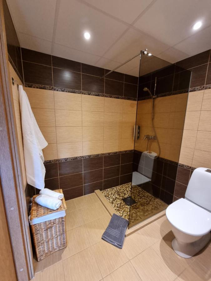 R63 Apartment With Terrace Тарту Екстер'єр фото