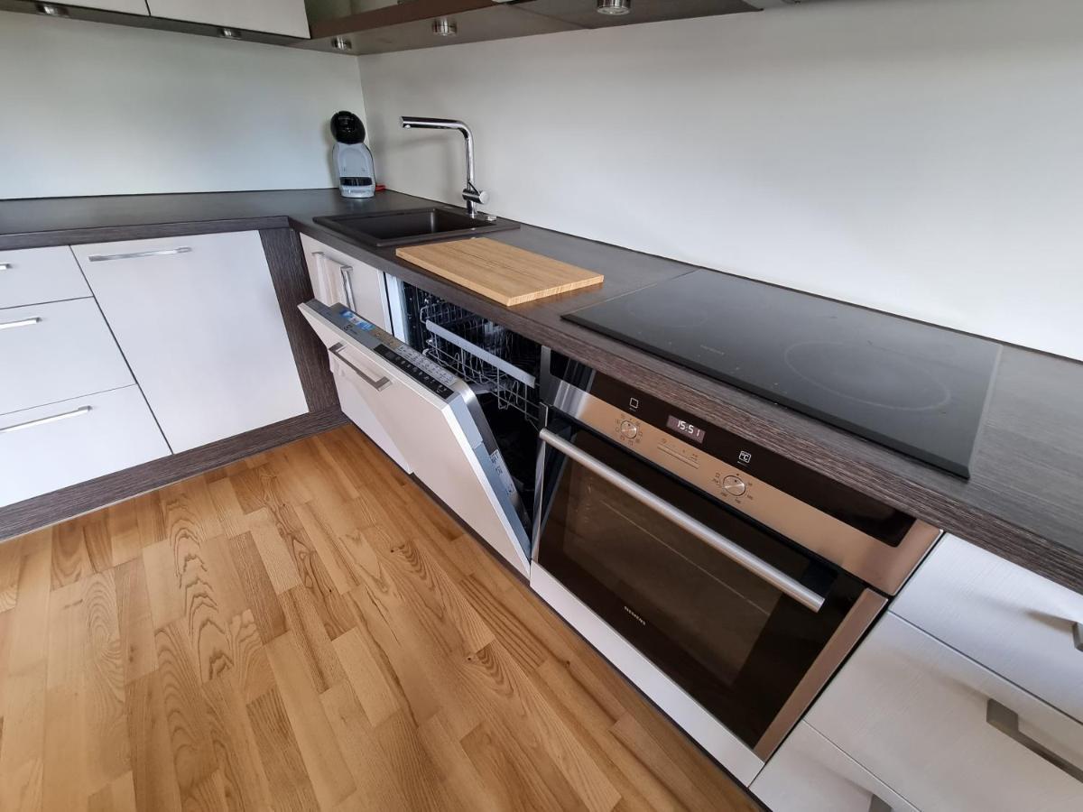 R63 Apartment With Terrace Тарту Екстер'єр фото
